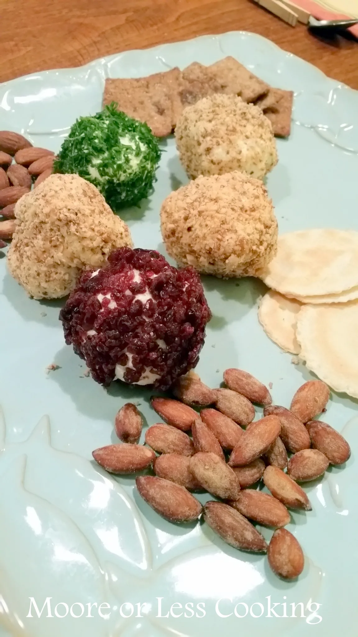 Blue Diamond Almonds Mini Savory Cheese Balls