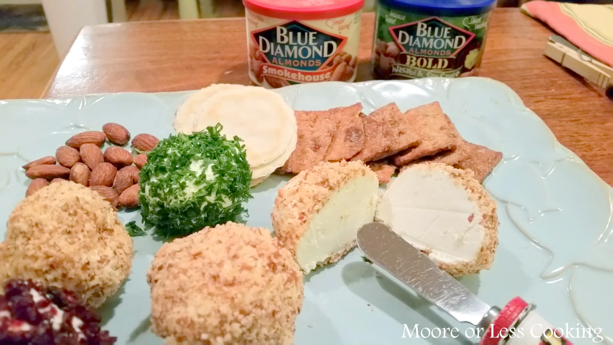 Blue Diamond Almonds Mini Savory Cheese Balls