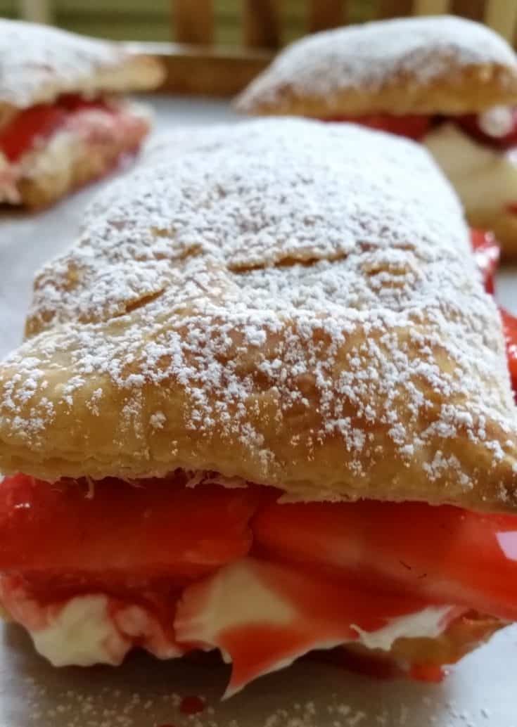 Strawberry Cheesecake Puffs