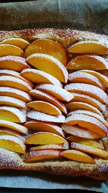 Easy Peach Tart