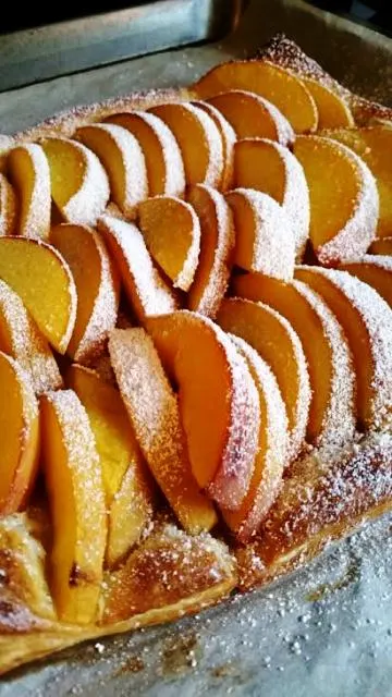 Easy Peach Tart