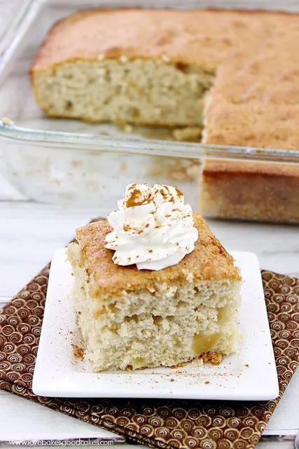 Easy Apple Cake