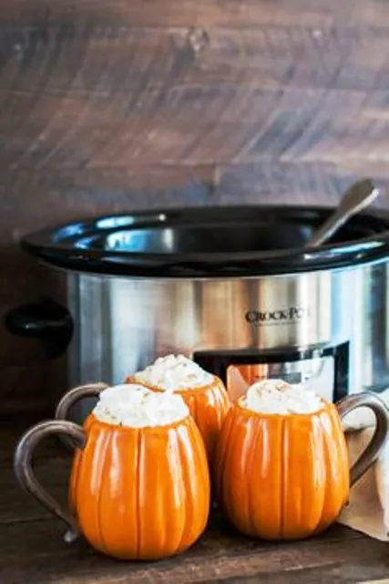 Slow Cooker Pumpkin Spice Lattes