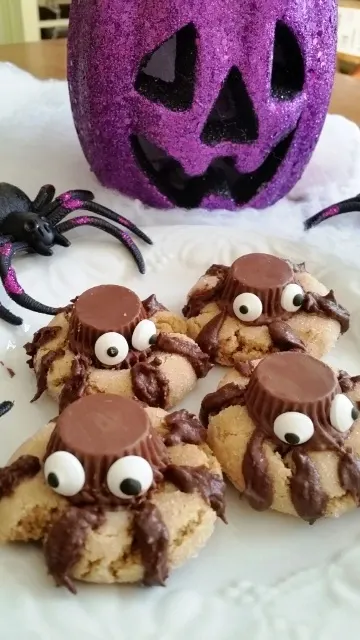 Halloween Spider Cookies