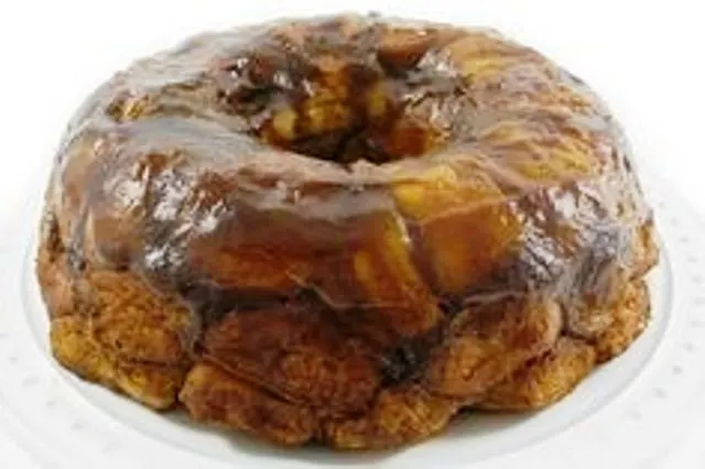 Pumpkin Caramel Monkey Bread Made Skinny This decadent sweet monkey bread really highlights the great flavors of fall. Get recipe here. Skinny Kitchen