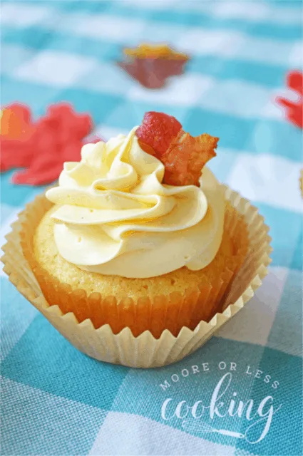 Maple Bacon Cupcakes - The Curly Spoon