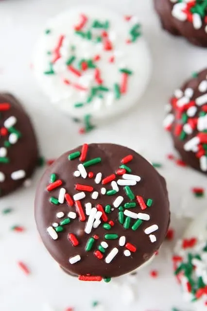 Homemade Peppermint Oreos - Two Peas & Their Pod