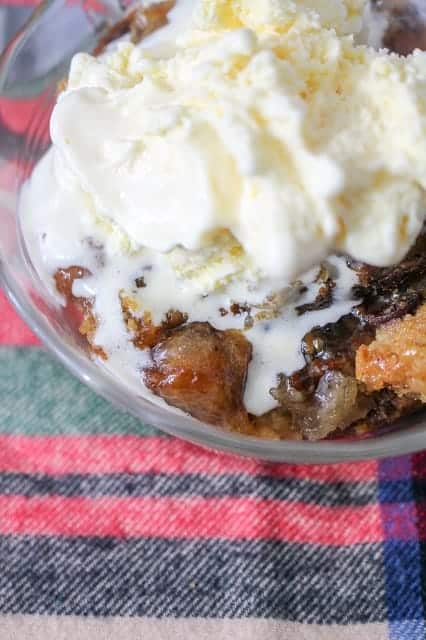 Only 5 ingredients are needed to make this wonderful Slow Cooker Caramel Apple Dump Cake. Just set it and forget it for a delicious fall cake. The combo of the caramel apple cake and vanilla ice cream… oh my goodness, it doesn’t get any better than this!! via @Mooreorlesscook