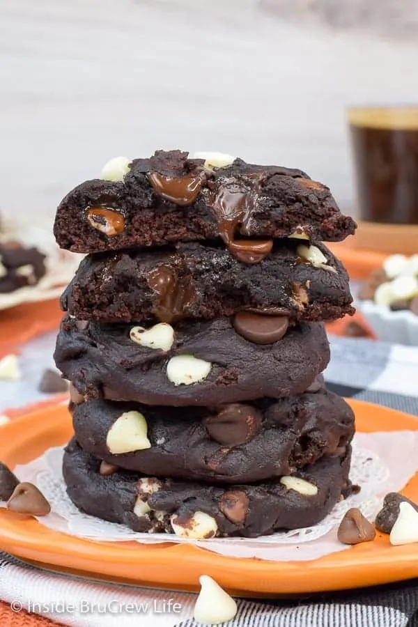 Triple-Chip-Chocolate-Pumpkin-Cookies-11-1