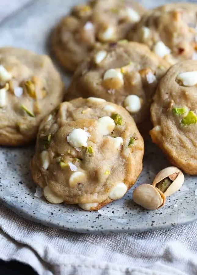 saltedhoneypistachiocookies-4-1101x1536