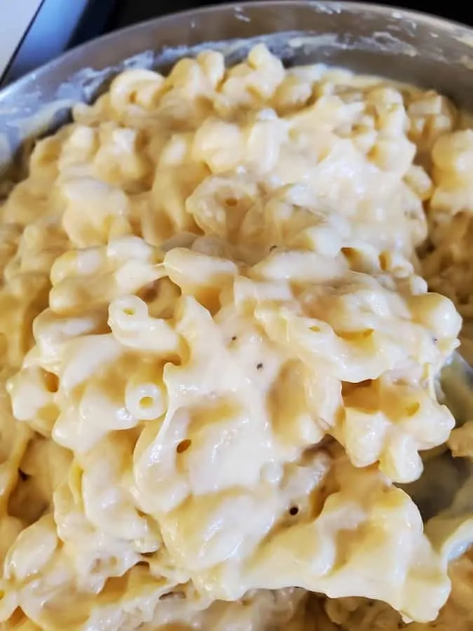 Best Mac and Cheese Casserole