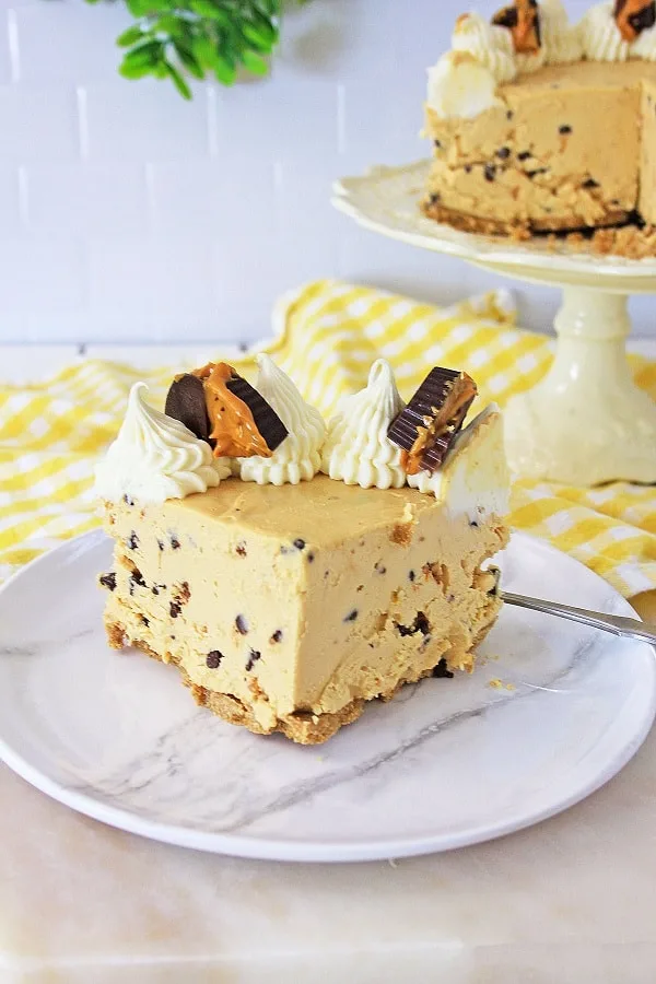 Creamy Peanut Butter Cheesecake 