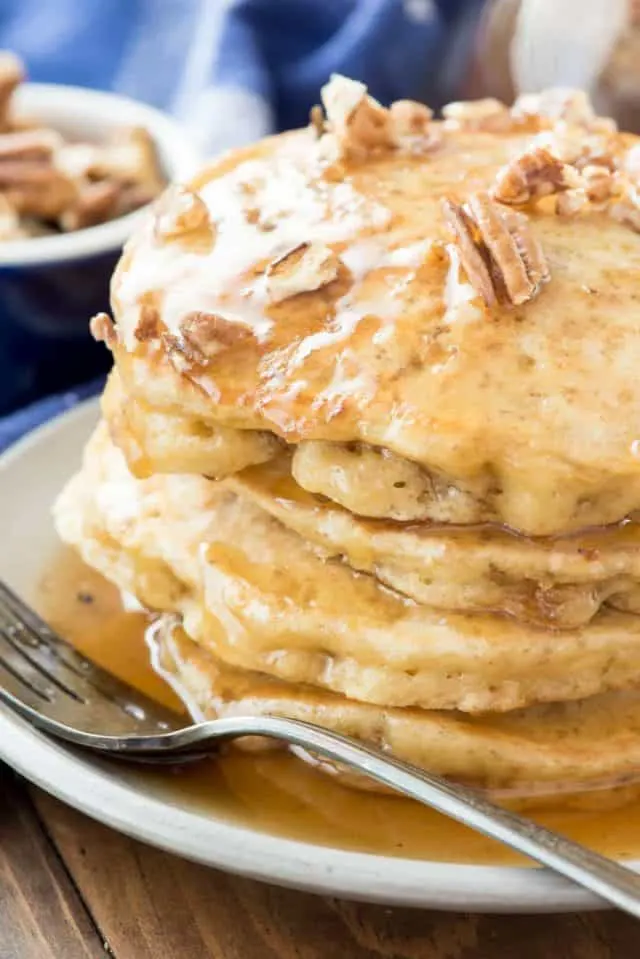 Butter-Pecan-Pancakes-2-of-7-640x959