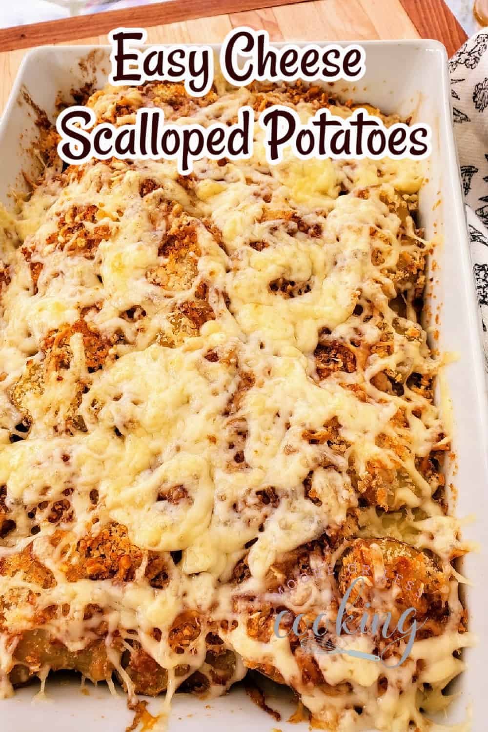 #ad Creamy, cheesy garlic scalloped potatoes are a perfect holiday side dish casserole that is super simple to make. #HolidaysWith BTB #BTBHolidayRecipes #IC via @Mooreorlesscook