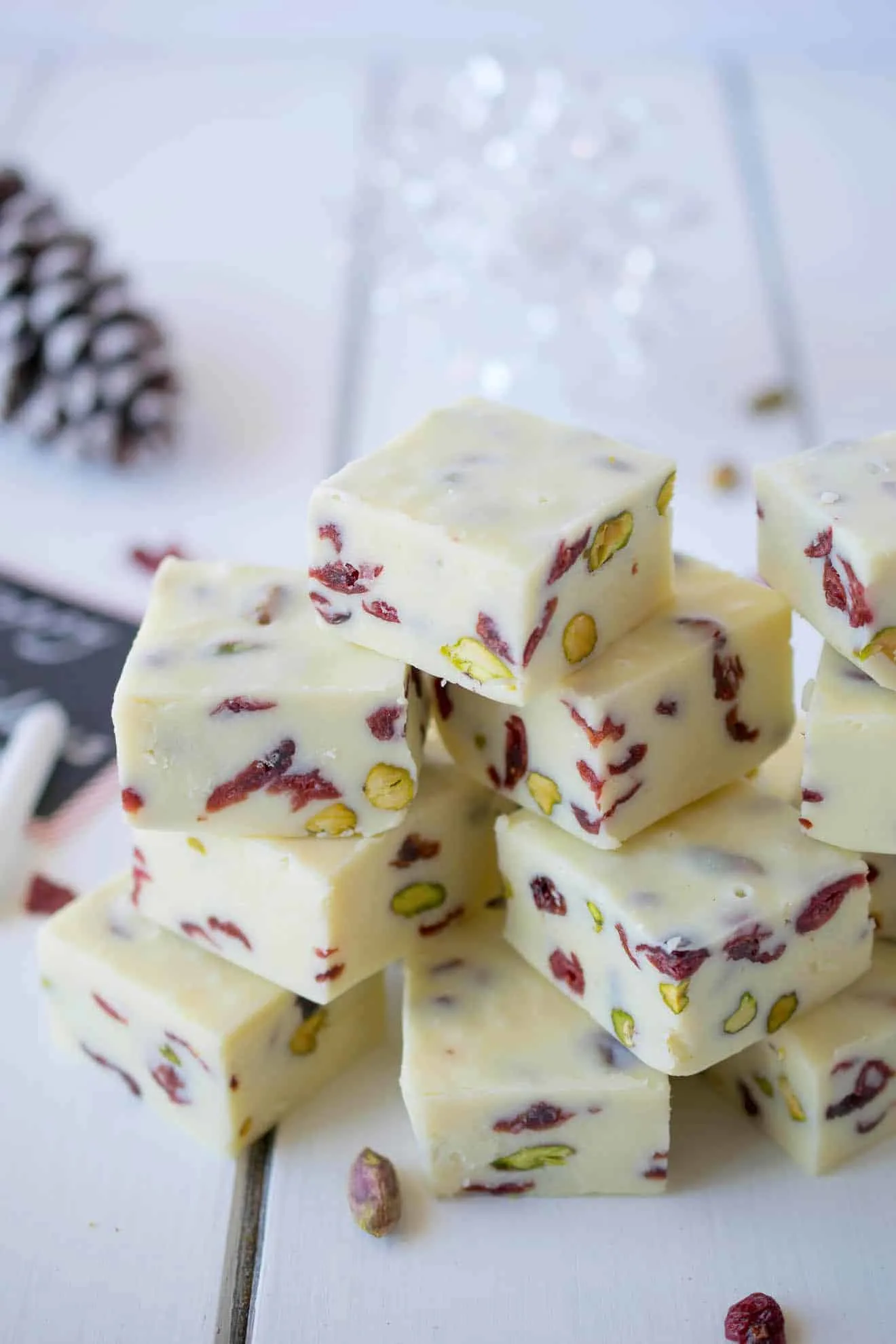 White-chocolate-pistachio-cranberry-fudge-5