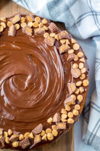 full peanut butter cup cheesecake