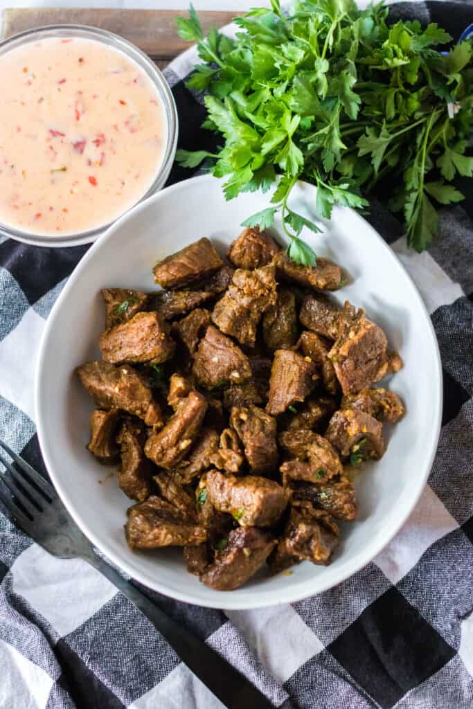 Slow Cooker Taco Steak Bites with Queso
