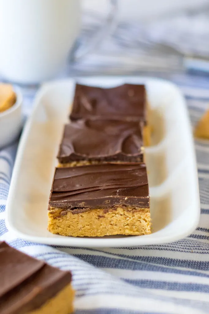 No Bake Lunch Lady Peanut Butter Bars