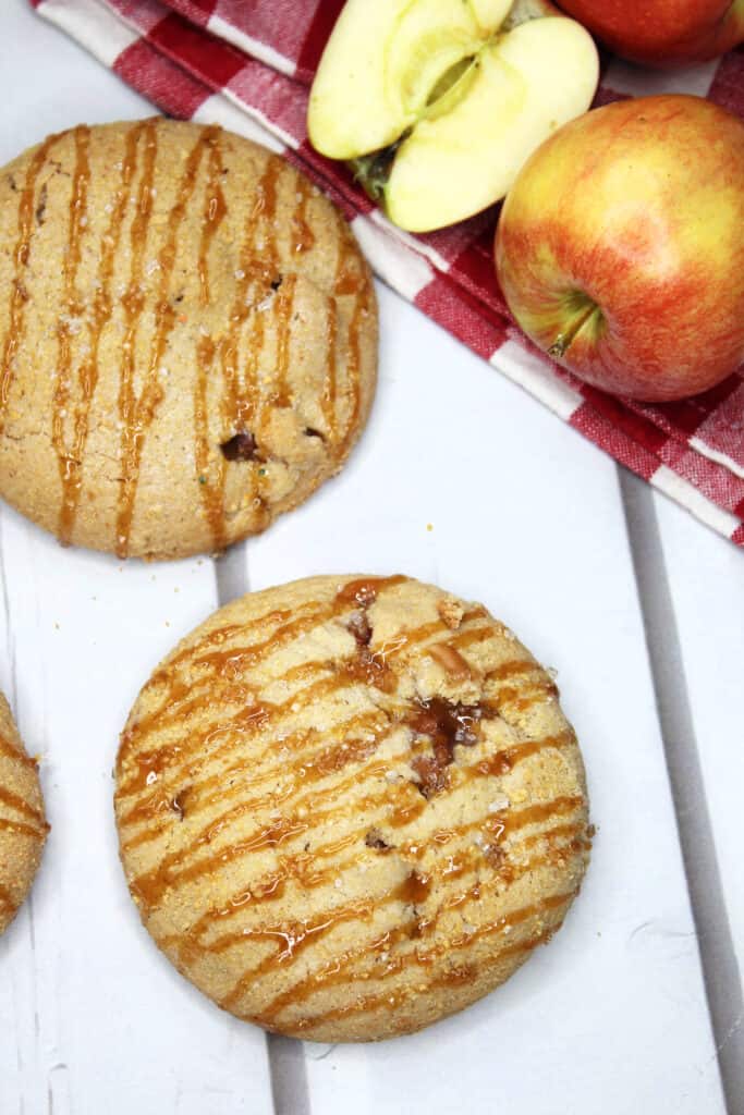 Salted Caramel Apple Pie Cookies