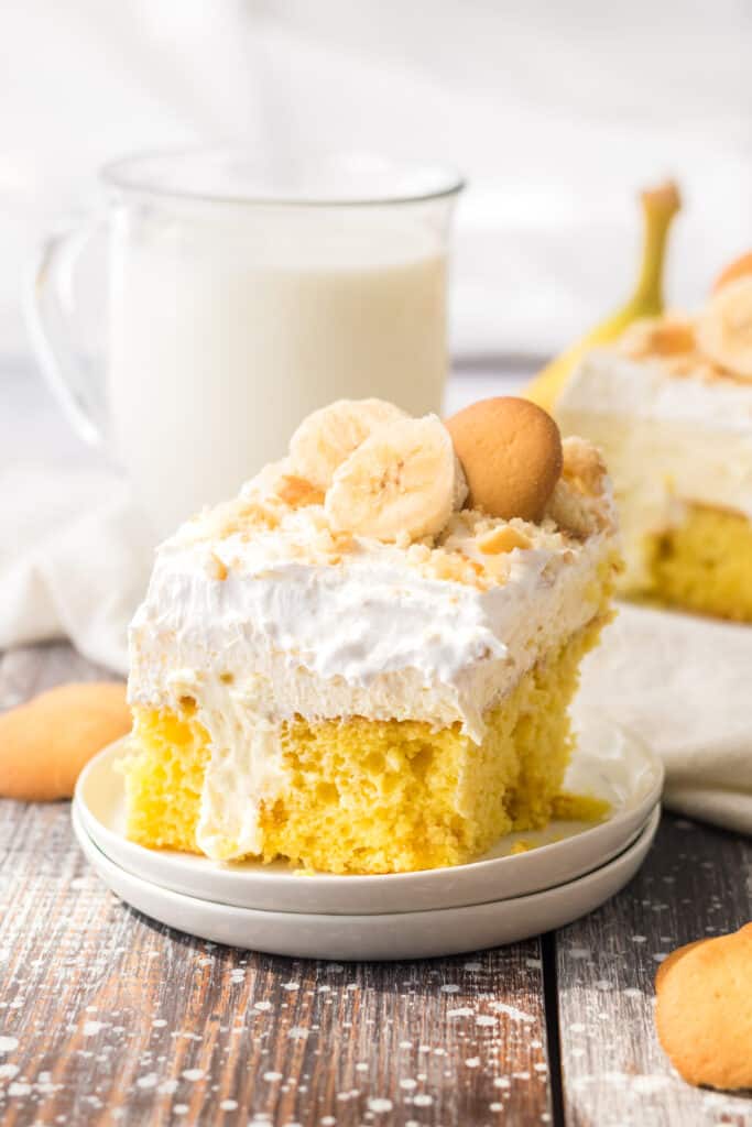 Ultimate Banana Pudding Poke Cake