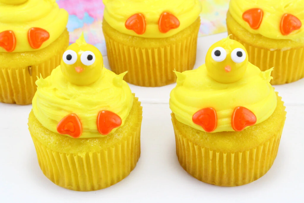 horizontal shot chick cupcakes