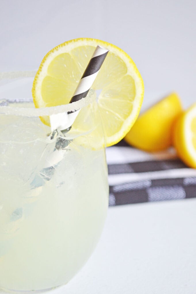 Glass of lemonade margarita