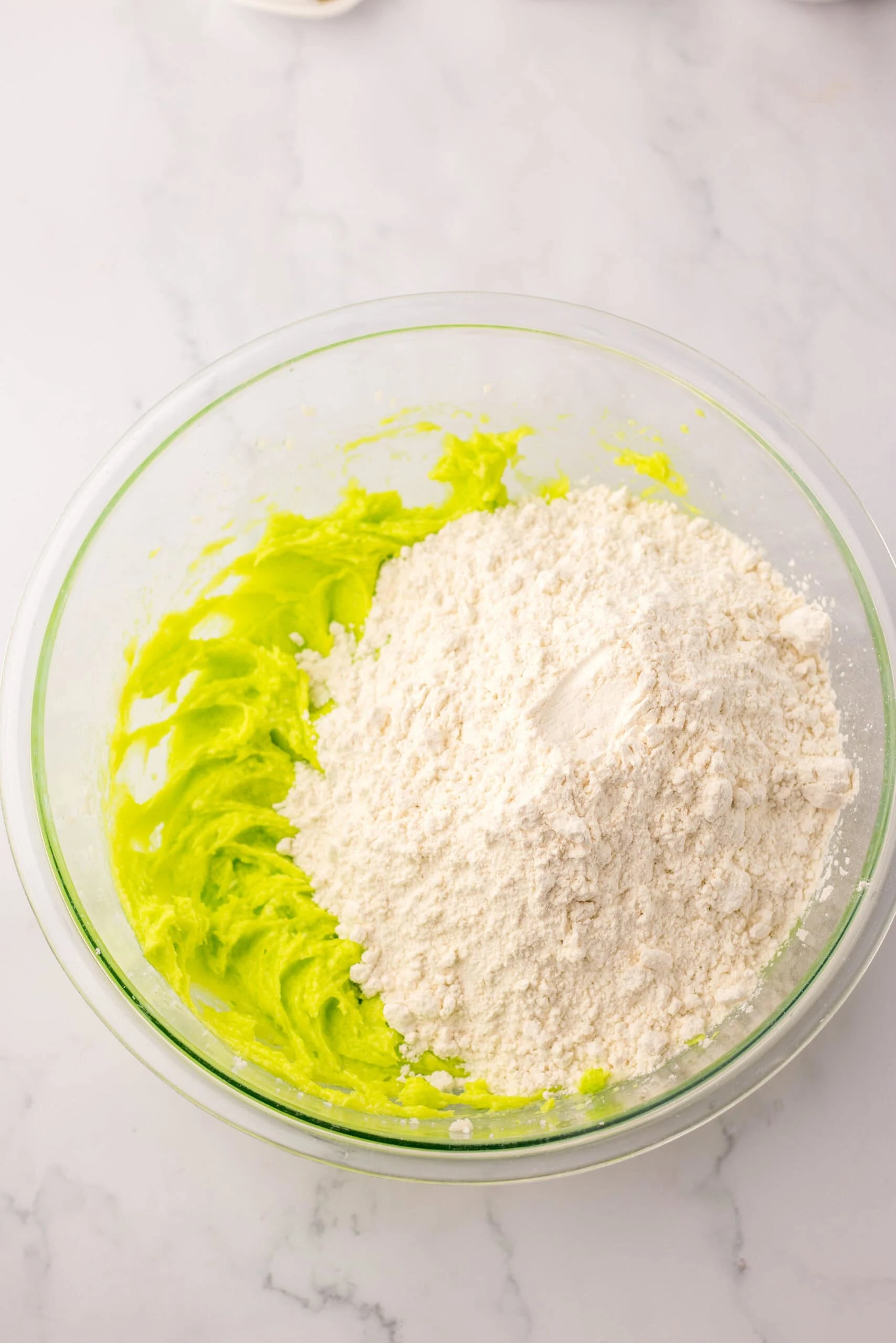 add flour to ingredients