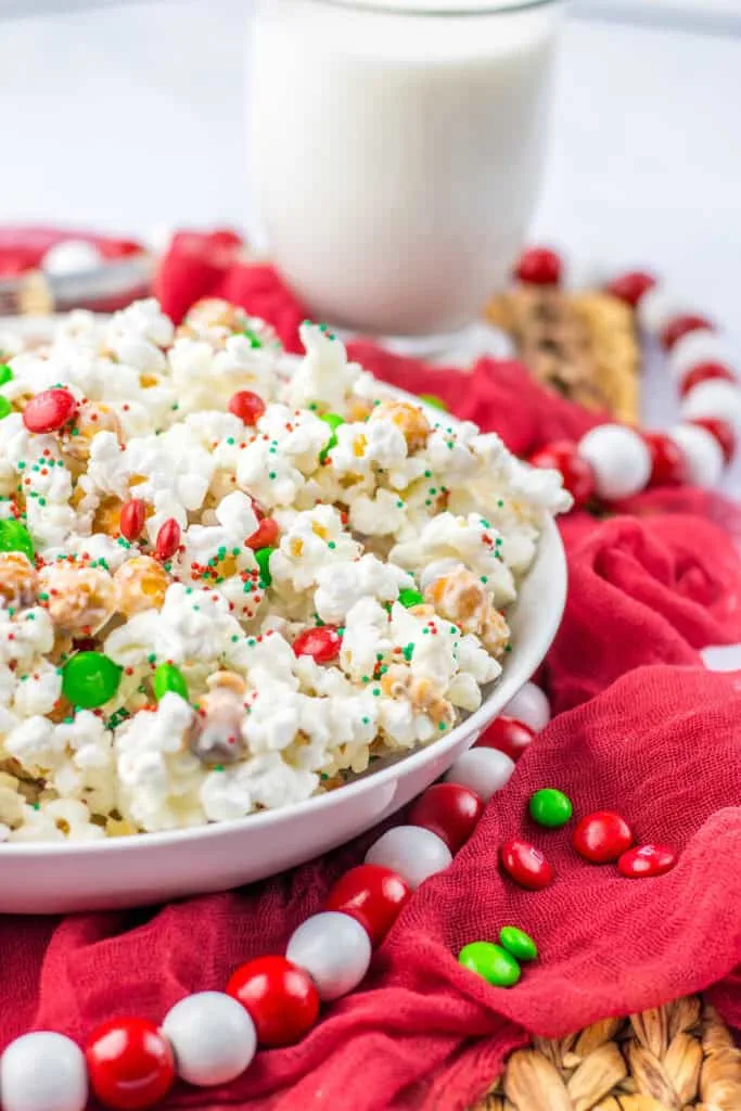 bowl popcorn red cloth beads