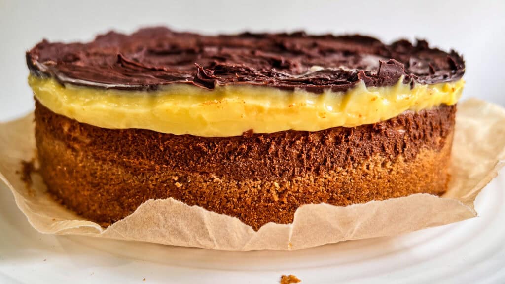 Full  horizontal Boston Cream Pie Cheesecake